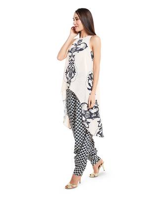 PS Pret by Payal Singhal Blush Colour Printed Art Crepe Kurta with Black Colour Printed Art Crepe Low Crotch Pant 2