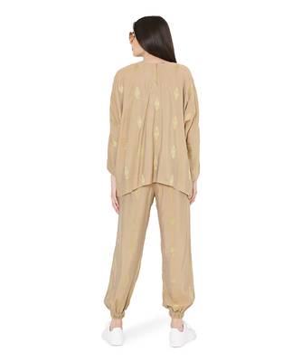 PS Pret by Payal Singhal Gold Brocade Oversized Top with Jogger Pant 3