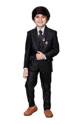 DKGF Boys 4-Piece Suit 1