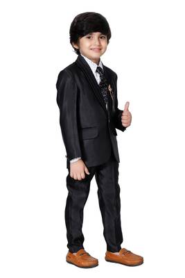 DKGF Boys 4-Piece Suit 4