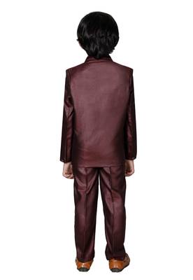 DKGF Boys 4-Piece Suit 2