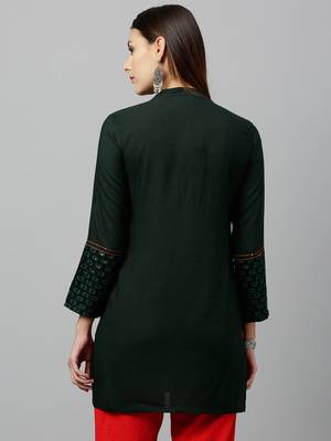 GREEN Rayon stitched   kurta 2