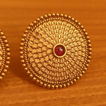 Red studs 2