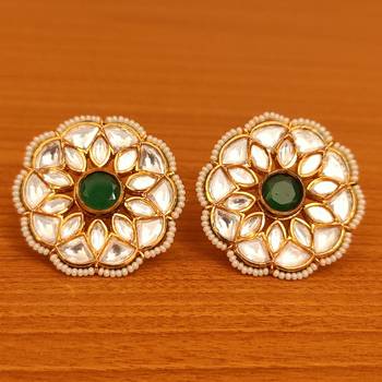 Green studs 1