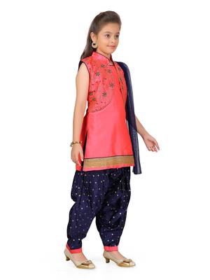 Red plain silk salwar suits 3