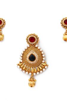 Multicolor gold plated antique gold Copper   Pendant  pair of Earrings