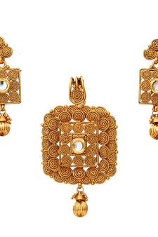 Multicolor gold plated antique gold Copper   Pendant  pair of Earrings