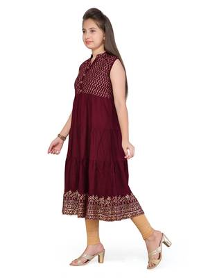 Maroon plain cotton girls kurtis and bottom 2