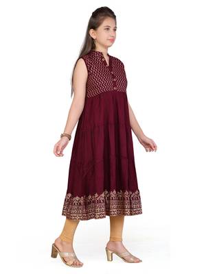 Maroon plain cotton girls kurtis and bottom 3