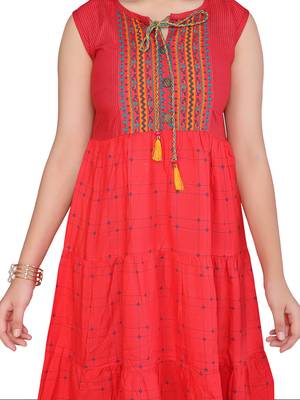 Red printed cotton girls kurtis and bottom 5
