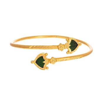 Gold bangles-and-bracelets 1
