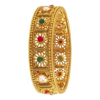 Gold bangles-and-bracelets 2