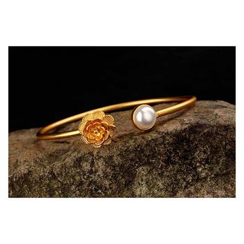 Gold bangles-and-bracelets 2