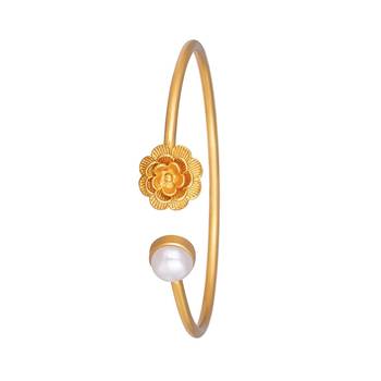 Gold bangles-and-bracelets 3