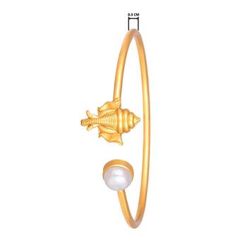 Gold bangles-and-bracelets 3