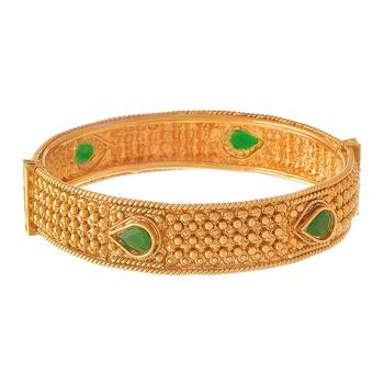 Gold bangles-and-bracelets 2