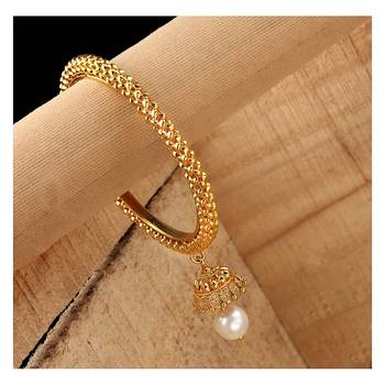 Gold bangles-and-bracelets 2