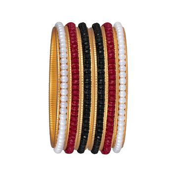 Gold bangles-and-bracelets 1