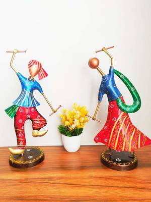 Antique Iron Dandiya Couple Showpiece - Set of 2 1