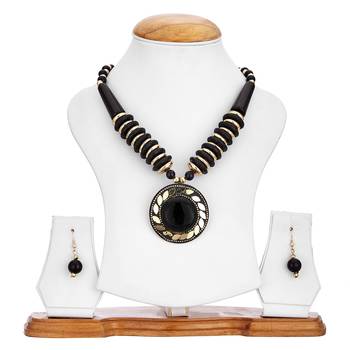 Black cubic zirconia necklace-sets 2