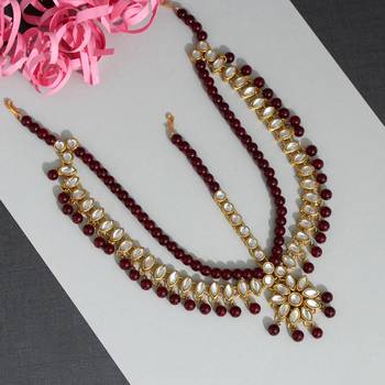Maroon maang-tikka 1