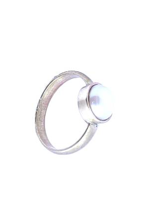 Raviour Lifestyle Pearl (Moti) 9.15 Ratti White Pearl 100% Original Gemstone Ashtadhatu Rashi Ratna Ring  1