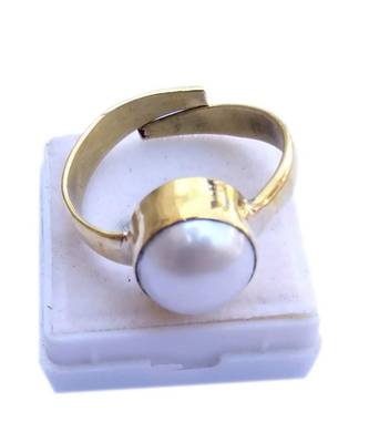 Raviour Lifestyle Pearl (Moti) 5.15 Ratti White Pearl 100% Original Gemstone Ashtadhatu Rashi Ratna Ring  1