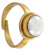 Raviour Lifestyle Pearl (Moti) 7.00 Ratti White Pearl 100% Original Gemstone Ashtadhatu Rashi Ratna Ring 