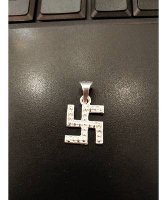 Raviour Lifestyle Swastik satiya silver pendant energized 1