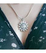 Raviour Lifestyle Surya sun silver locket for gaining power of sun
