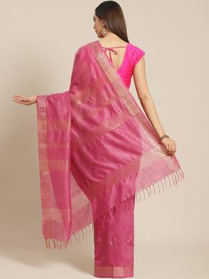 Pink Colored Dobby Handloom Saree with an unstitched Blouse Piece 2