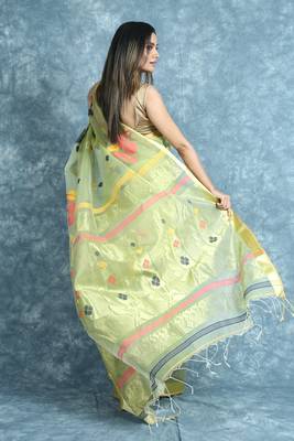 Green woven silk saree with blouse 4