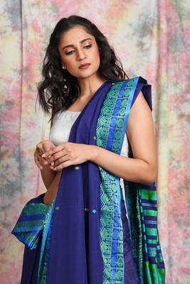 Dark Blue Pure cotton Handloom Saree with thread worked border and pallu 3