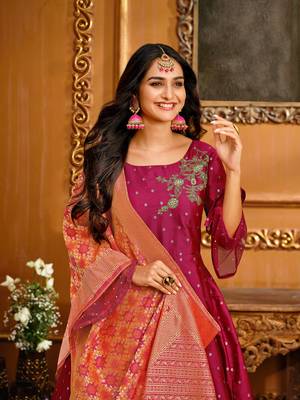 Rani-pink hand embroidery taffeta salwar 2