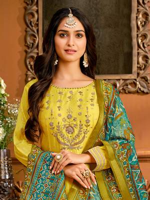 Yellow hand embroidery taffeta salwar 3