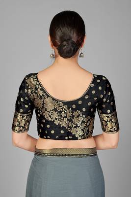 Grey woven chiffon saree with blouse 5