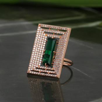 Green rings 1
