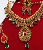 Multicolor necklaces