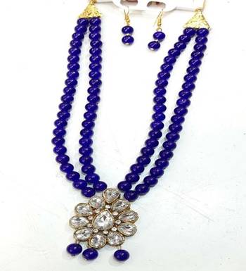 Blue beads necklace with kundan pendant & Matching Earrings For Women 1