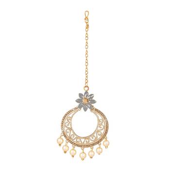 Grey diamond maang-tikka 3