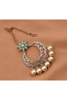 Green diamond maang-tikka
