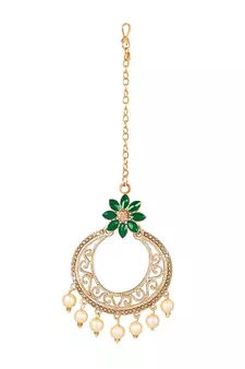 Green diamond maang-tikka
