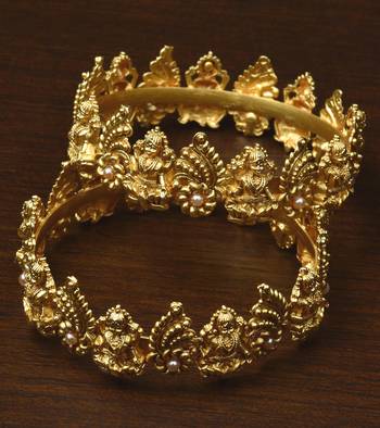Matte Gold Finish South Indian Temple Bangles 1