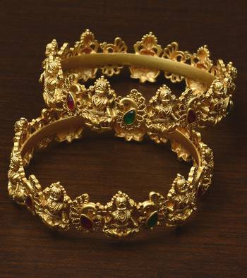 Matte Gold finish south indian temple stone bangles 2