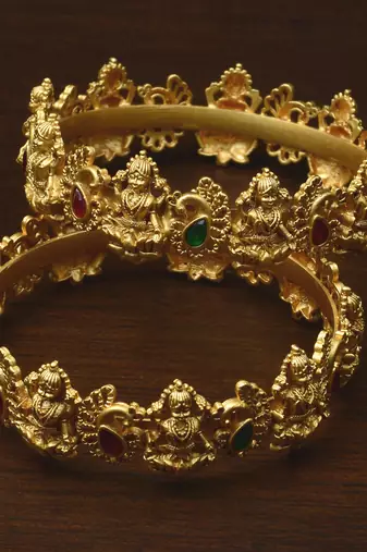 Matte Gold finish south indian temple stone bangles