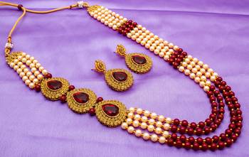 multicolor Traditinal Gold Plated Alloy Necklace 1