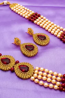 multicolor Traditinal Gold Plated Alloy Necklace