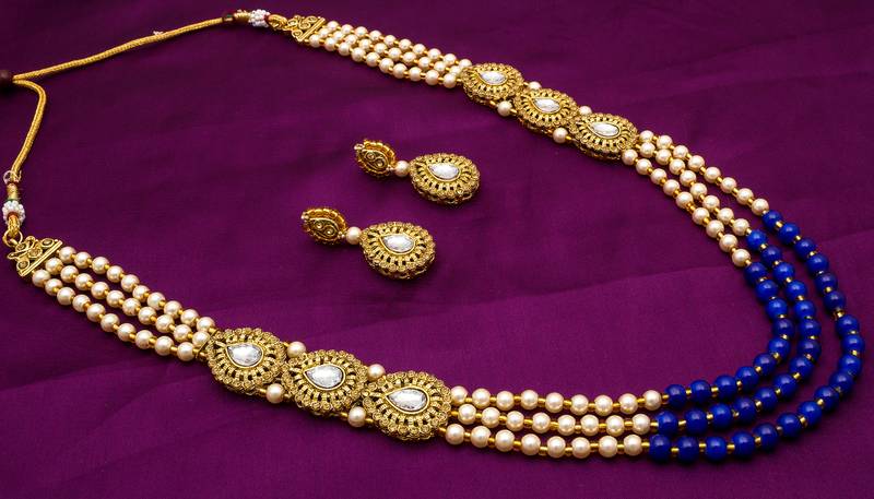 multicolor Traditinal Gold Plated Alloy Necklace