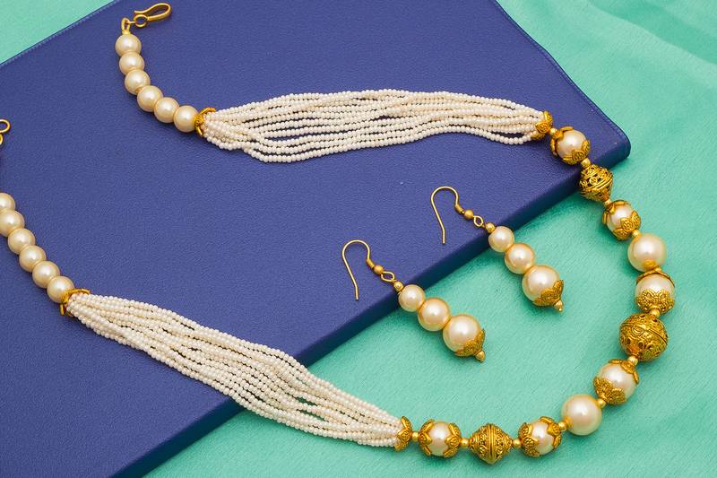 multicolor Traditinal Gold Plated Alloy Necklace