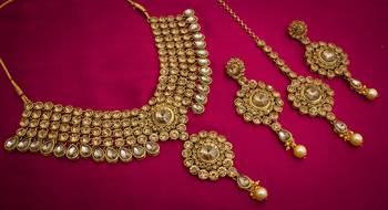 multicolor Traditinal Gold Plated Alloy Necklace 1